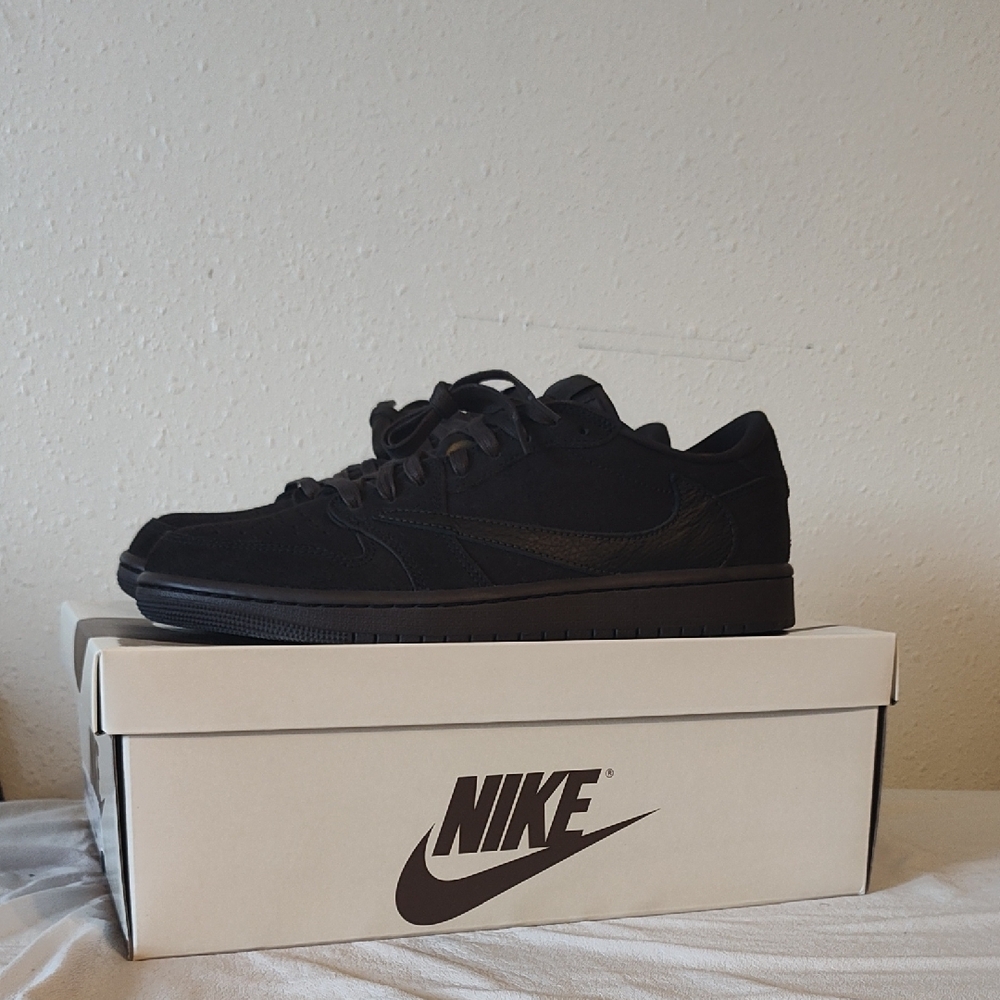 Nike Air Jordan 1 Low Travis Scott Velvet Brown Size 10